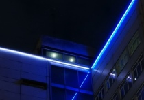 Новую архитектурную подсветку протестировали на трех зданиях: домах №4, 6 и 8 на улице Гладкова