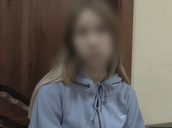 Студентку колледжа задержали с крупной партией наркотиков в Новосибирске