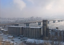 В Красноярске власти установили 57 знаков безопасности «Выход на лед запрещен!» На участках, обозначенных знаками, опасно выходить или выезжать зимой на лед