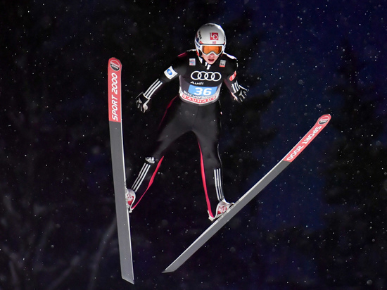 Летающие лыжники открыли олимпийский сезон в Нижнем Тагиле