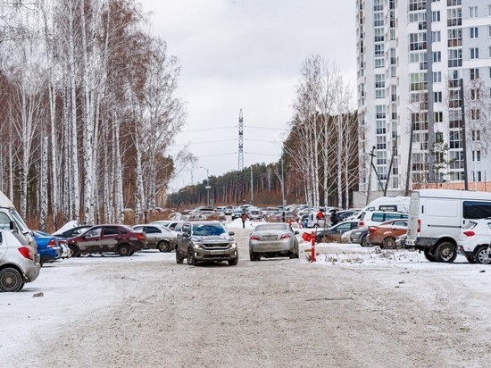 На месте бетонной дороги в Академическом районе Екатеринбурга появится полноценная улица