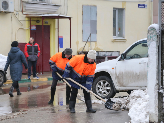 У нижегородского мэра "есть вопросы" к работе ДУКов по уборке снега во дворах