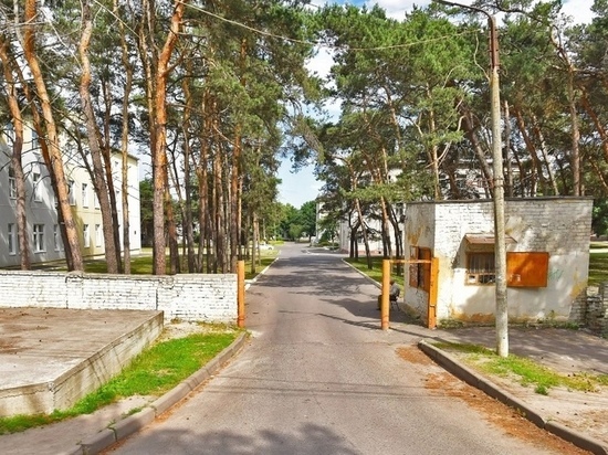 В Курске пациент городской больницы №4 погиб при падении из окна 4 этажа