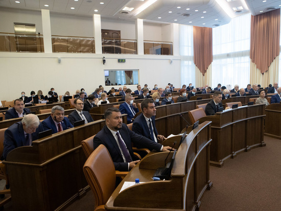 Депутаты приняли бюджет Красноярского края в первом чтении