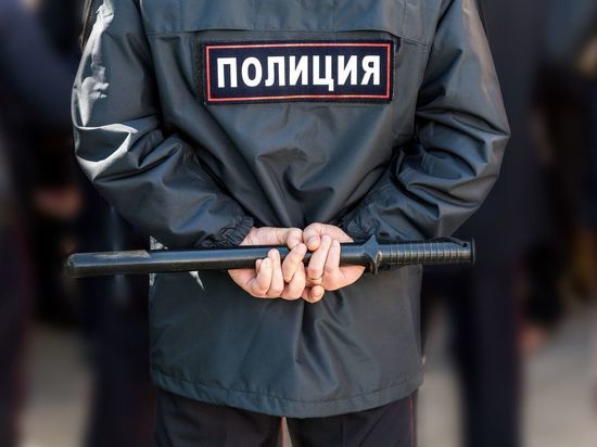 Полиция задержала безработного лжеминера, планировавшего «взорвать» ТЦ «Галерея» в Петербурге