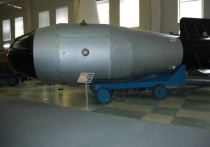 Американский историк науки Алекс Веллерштейн, представляющий Технологический институт Стивенса, рассказал, каким образом Джон Кеннеди отреагировал на взрыв в СССР в 1961 году бомбы АН602 мощностью 58 мегатонн, которую впоследствии прозвали "Царь-бомбой"