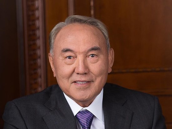 Назарбаев решил передать Токаеву полномочия лидера правящей партии