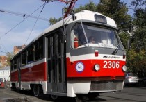 В Москве произошло ДТП с участием трамвая и легкового автомобиля