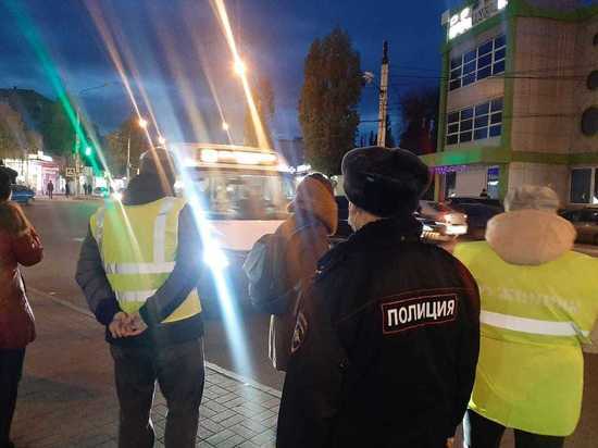 Воронежские водители общественного транспорта не имеют права высаживать пассажиров без маски