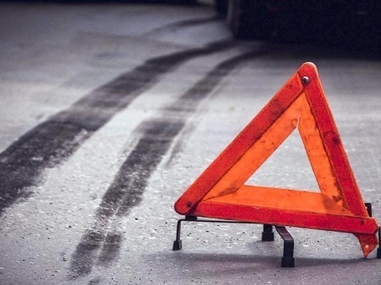 В Ростове на Вавилова иномарка врезалась в ВАЗ