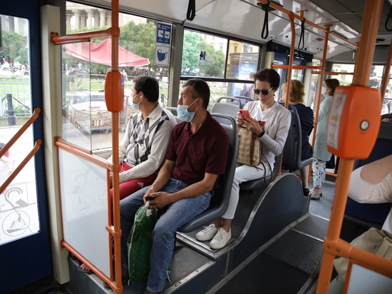 Никаких QR-кодов: Поляков объяснил, как будут пускать невакцинированных в общественный транспорт