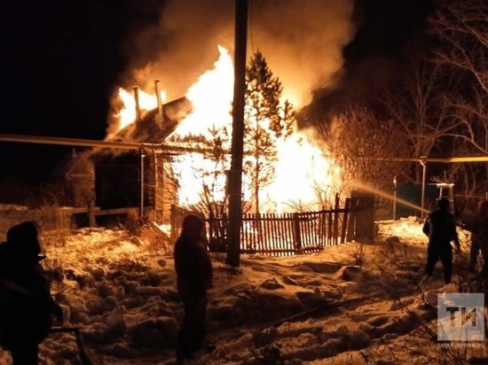 На пожарище в Татарстане нашли тело погибшего