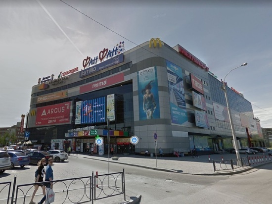 Новая потасовка из-за QR-кодов произошла в торговом центре «Фан-Фан»