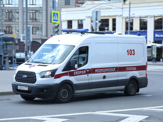 Карета «скорой помощи» перевернулась в центре Москвы