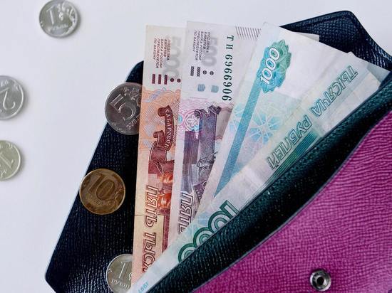 С первого декабря всем бюджетникам Кузбасса поднимут зарплату на 8,6%