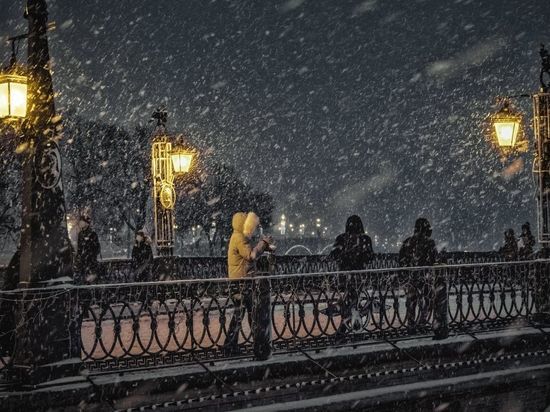 Первый снег: петербуржцы делятся кадрами подступающей зимы