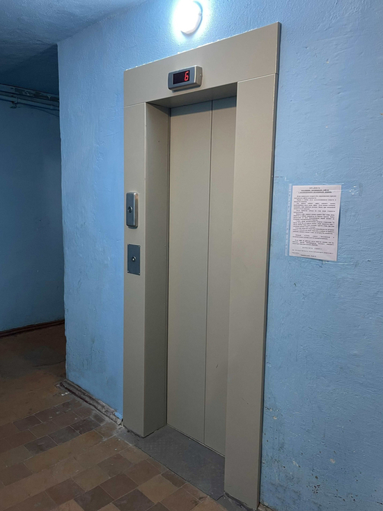 Еще новых 14 лифтов заработали в Пскове после капремонта