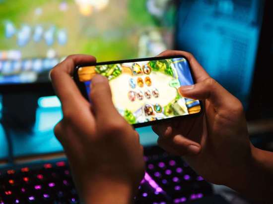Аналитики выяснили, в каких мобильных играх проводят время жители Алтайского края