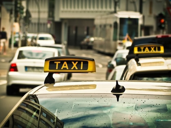 В Москве пассажир такси выстрелил в лицо водителю