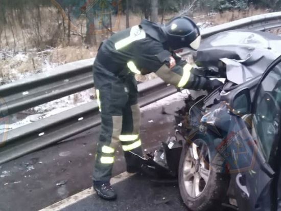 В Ленобласти в ДТП с Opel и «УАЗ Патриот» погиб человек, еще трое ранены
