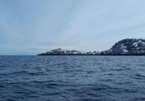 В районе пролива Карские ворота в Баренцевом море сели на мель две баржи, на борту которых находится 10 человек