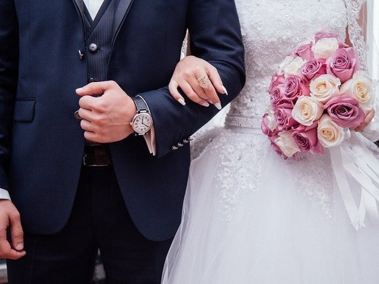 В Казани стартовала запись на регистрацию брака в 2022 году