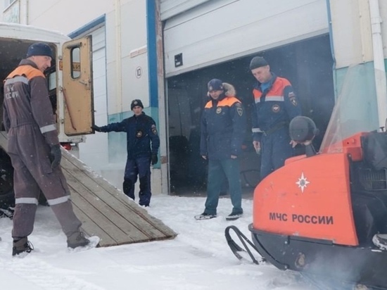 Спасатели МЧС ищут пропавших рыбаков в Хабаровском крае