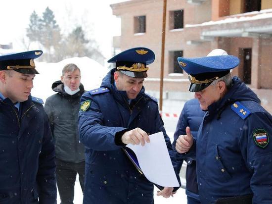Замгенпрокурора объявил предостережение заместителю губернатора Новосибирской области