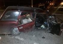 На улице Костюкова в Белгороде 24 ноября столкнулись сразу три автомобиля