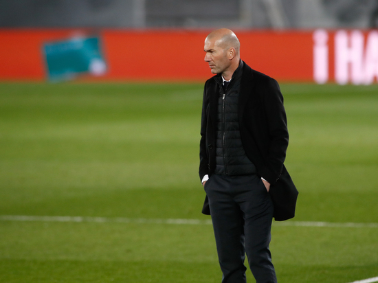 СМИ: представители "ПСЖ" провели встречу с Зиданом