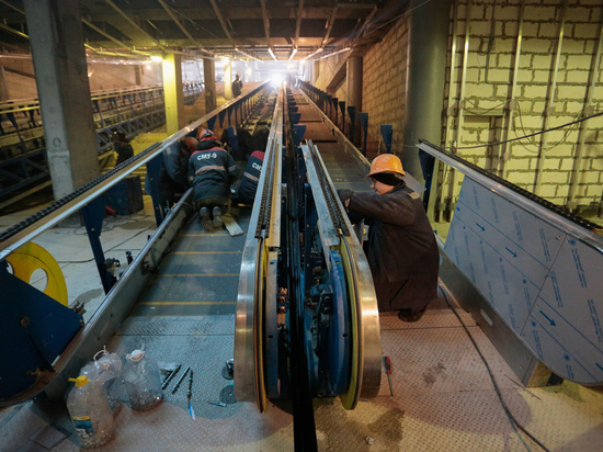 Еще более 3 млрд рублей Смольный потратит на строительство «коричневой» линии метро