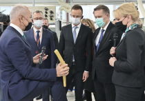 Глава МИД Венгрии дал старт выпуску эндопротезов на заводе Sanatmetal в Обнинске