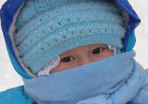 В Instagram The Siberian Times, где на английском языке рассказывается о жизни в северных регионах России, появилось видео, на котором запечатлено как дети в Якутии весело катаются на карусели при температуре в минус 48 градусов