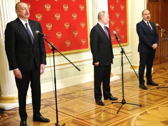 В Сочи начались переговоры Путина, Пашиняна и Алиева