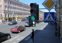 Троллейбусы Петербурга в тестовом режиме проехался по «зеленой ветке», которая с помощью светофоров помогает обеспечить приоритет общественного транспорта на дороге