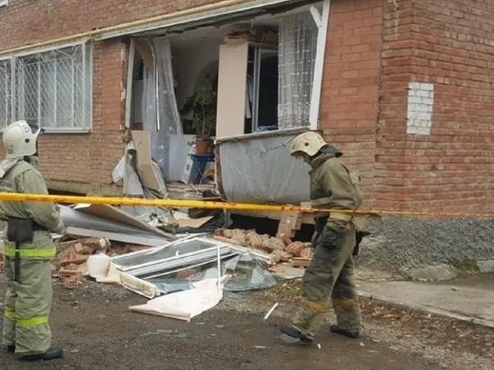 В Армавире из-за взрыва газа разрушилась стена дома