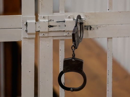  В Астрахани экс-сотрудника УФСИН осудили на 5 лет за взятки