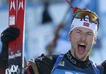 Норвежский биатлонист Стурла Холм Легрейд пришел первым в индивидуальной гонке на этапе Кубка мира в Эстерсунде