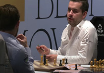Директор шахматной школы Непомнящего Евгений Марголин высказал мнение, что российский гроссмейстер мог одержать победу над Магнусом Карлсеном во второй партии матча за звание чемпиона мира по шахматам
