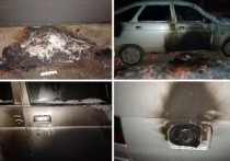 ЧП произошло ночью в поселке Белый Яр Верхнекетского района Томской области: загорелся автомобиль, припаркованный в поселке возле одного из многоквартирных домов. О происшествии сразу же сообщили в полицию.