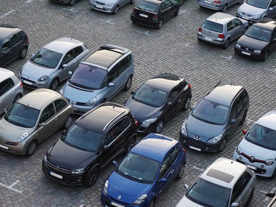 В Ижевске могут появиться платные парковки в центре