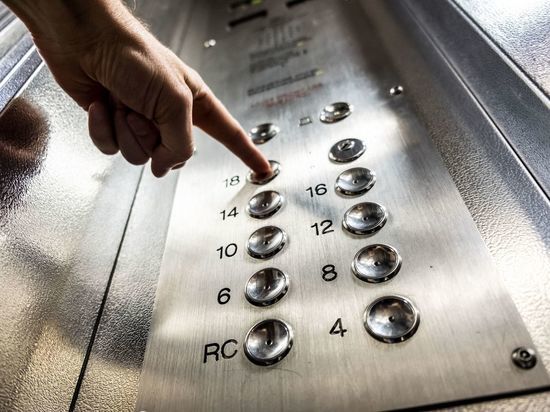 В Калининградской области отремонтируют лифты за 300 млн рублей