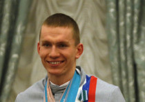 Россиянин Александр Большунов одержал победу на этапах Кубка мира по лыжным гонкам