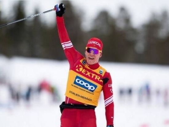 Брянский лыжник Большунов выиграл первое «золото» на кубке мира
