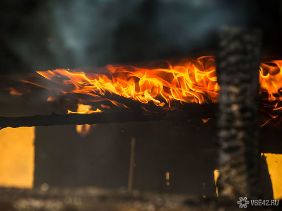 Врио главы МЧС России заявил о возникновении новых пожаров на «Листвяжной»