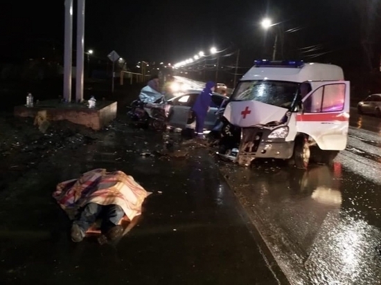В автокатастрофе в Саратове погиб водитель "Скорой"