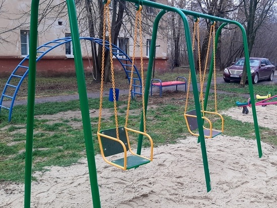 На Ольговке в Калуге появилась новая детская площадка