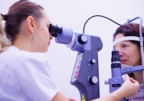 Врач-офтальмолог Илья Трусов рассказал, какое заболевание чаще всего скрывается за такими распространенными симптомами, как покраснение и слезливость глаз