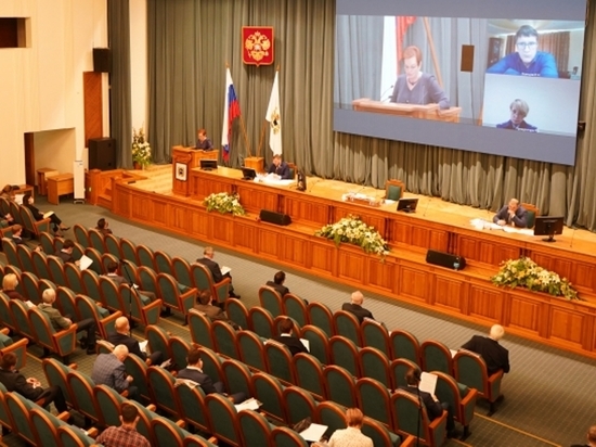 В Томской областной думе поддержали закон о QR-кодах