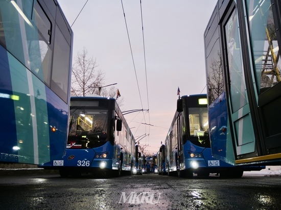 На маршруты Читы вышли 11 новых троллейбусов с зарядками для телефонов